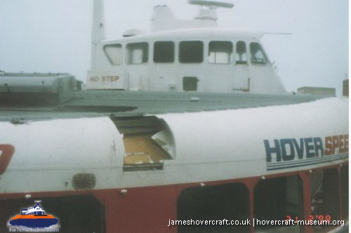 SRN4 Sir Christopher (GH-2008) being broken up at Dover -   (The <a href='http://www.hovercraft-museum.org/' target='_blank'>Hovercraft Museum Trust</a>).